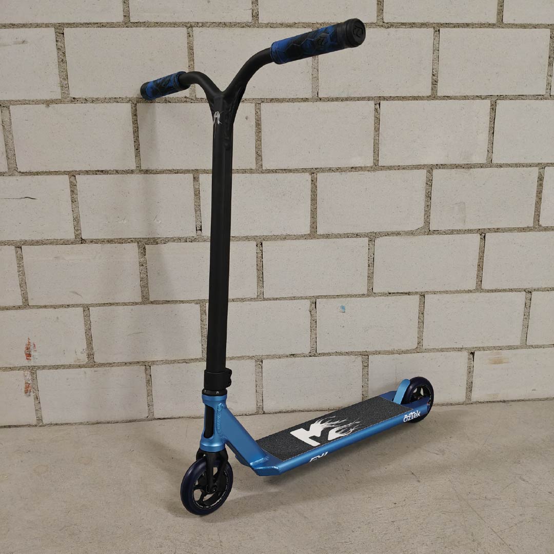 Custom Scooter "Aztek Blue"