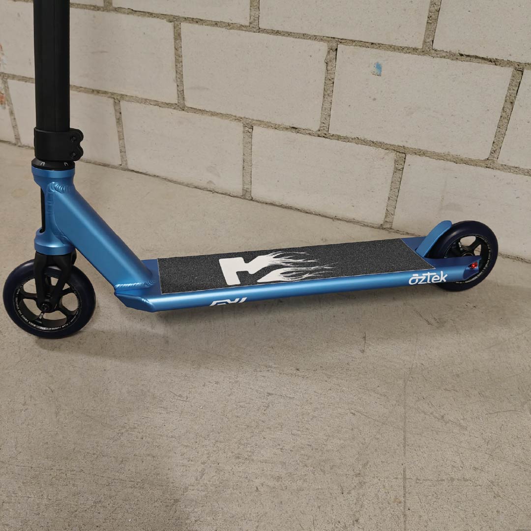 Custom Scooter "Aztek Blue"